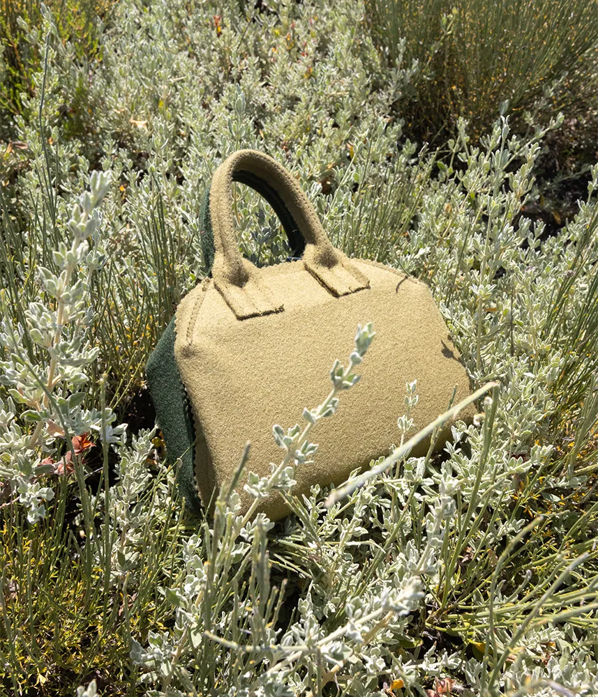 Default alt text for selected image