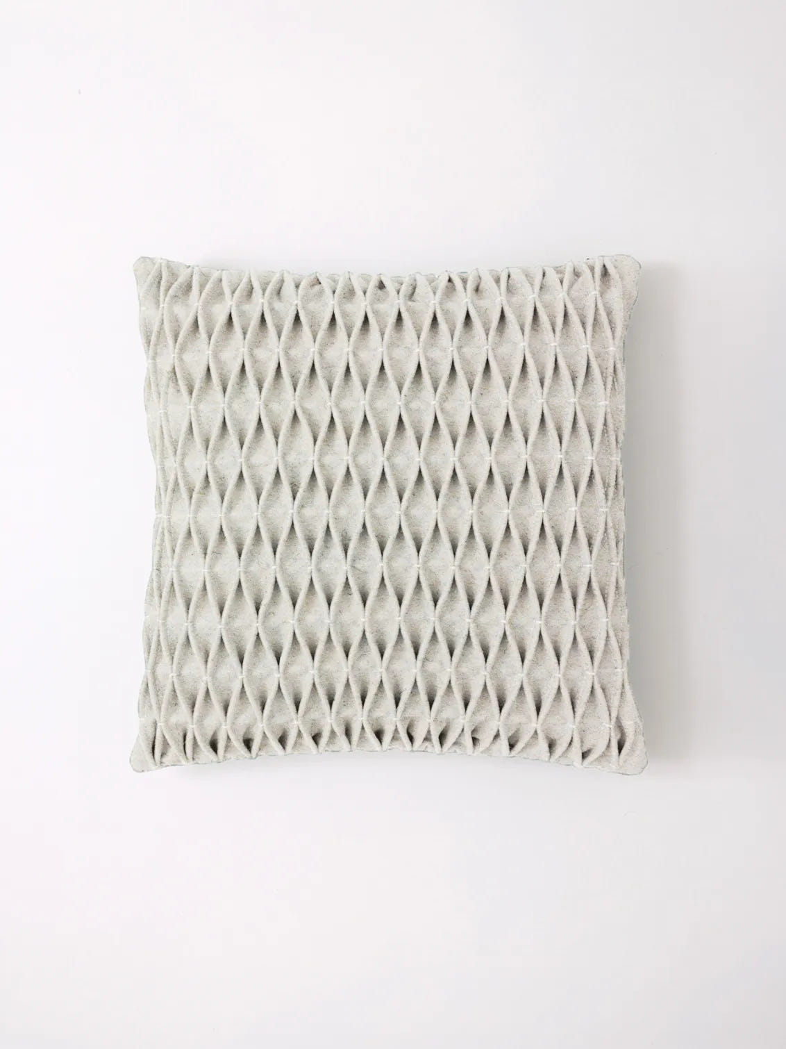 Favos Cushion