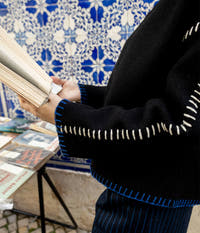 blanket-stitch-sweatshirt