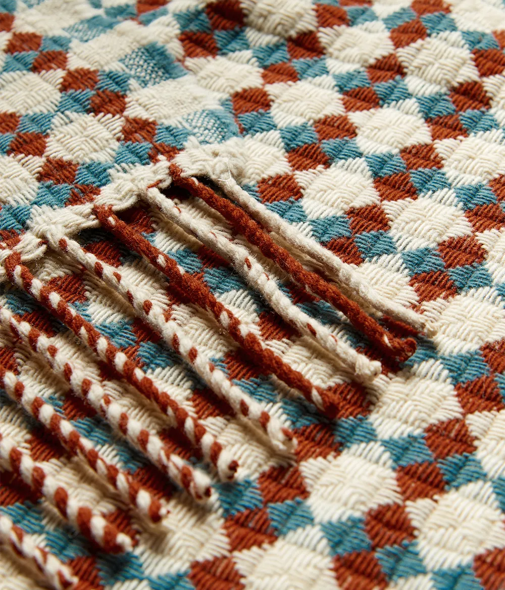 Bicolor Azulejo Throw