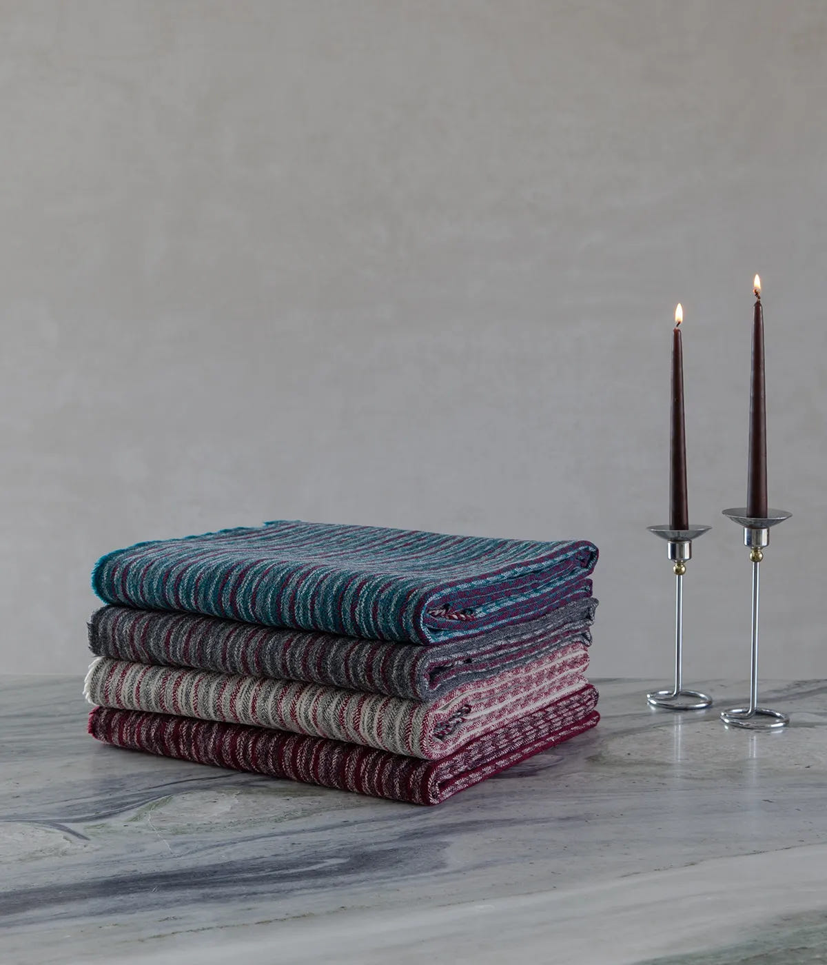 Lumens Throw