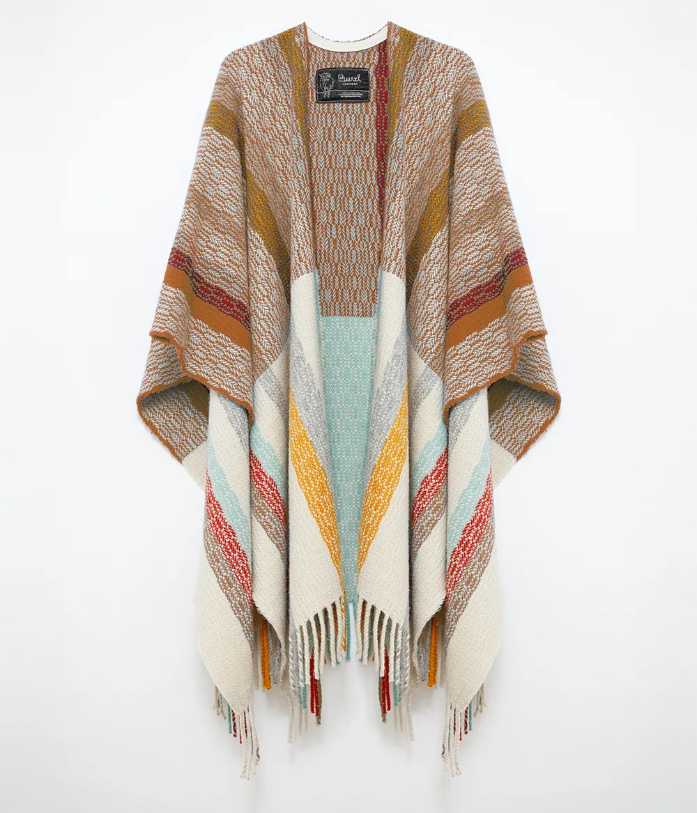 Poncho mit Rautenmuster