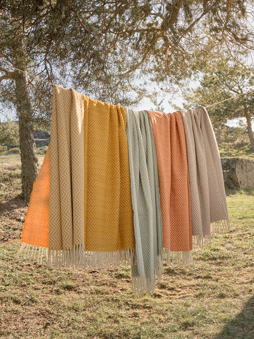 summer-wool-blankets-visual-throw